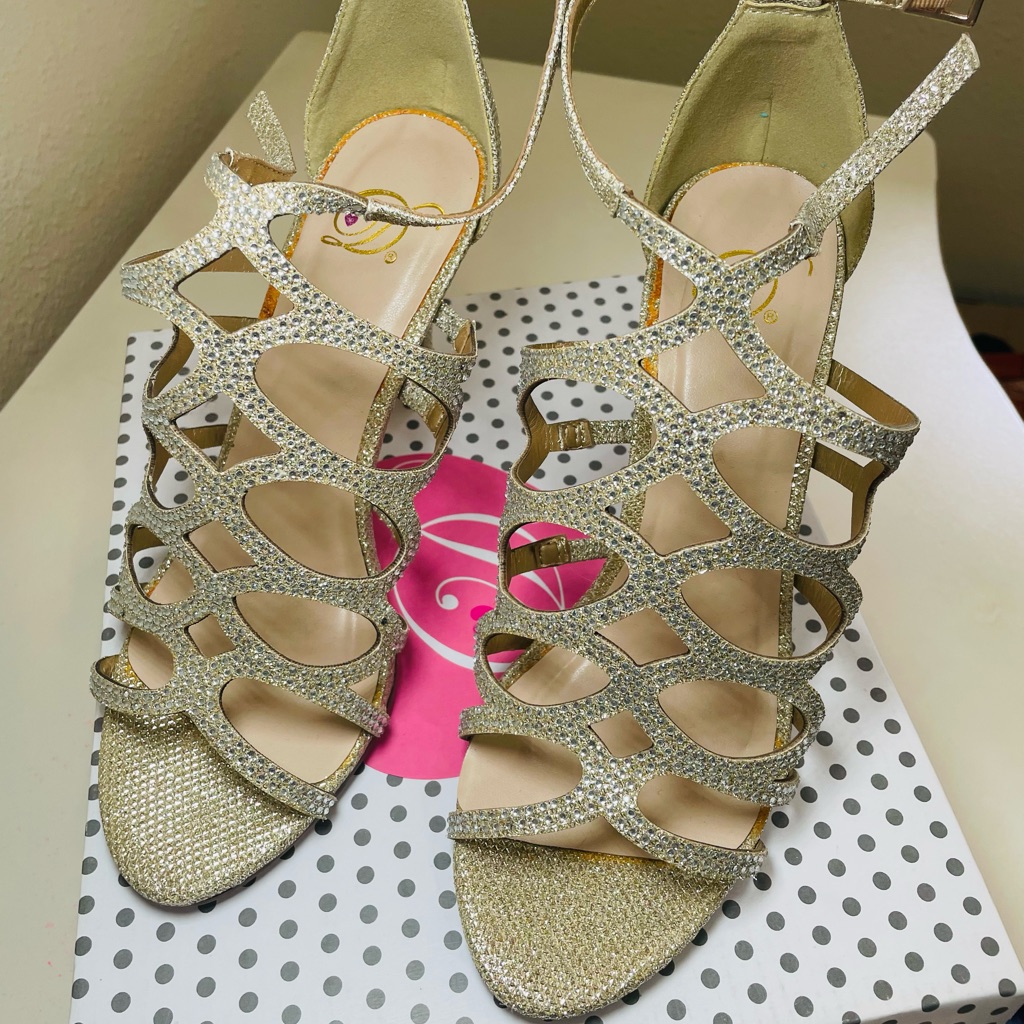 Forever Young Gold Shimmer Open Toe Heels Sie 6